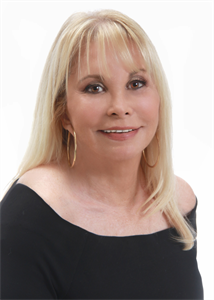 Betty  Cohen 