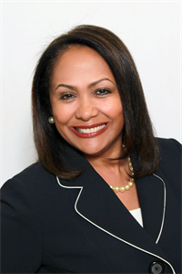 Clara L Garcia  (GRI, CBR)