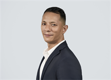 Kalsang  Lama 