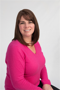 Carolyn  Mahon  (CBR)