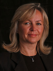 Elwira M Rogozia 