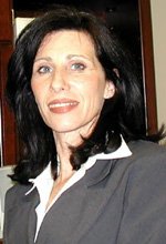 Angela  Castelli 