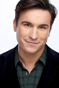 Jonathan D Lavelle