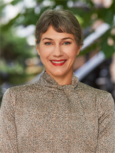 Alison L McQueen 